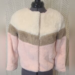 Cat & Jack faux fur girls size Medium 7/8 jacket with pockets